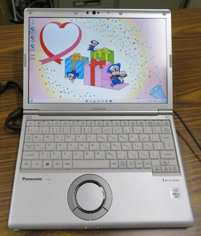 寄贈されたパソコン